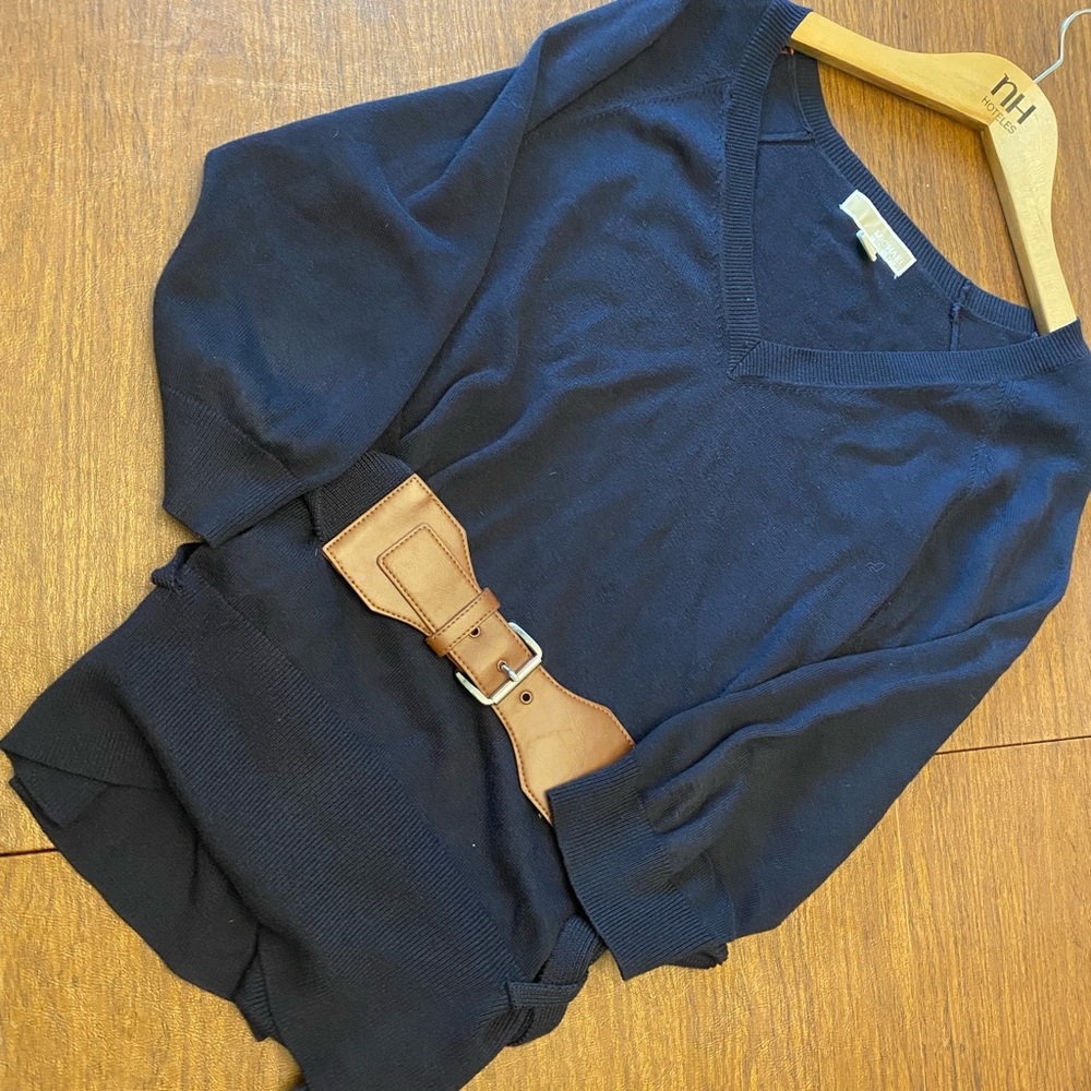 Michael Kors Navy V Neck Sweater with knit belt/brown Belt/silver buckle Sz L